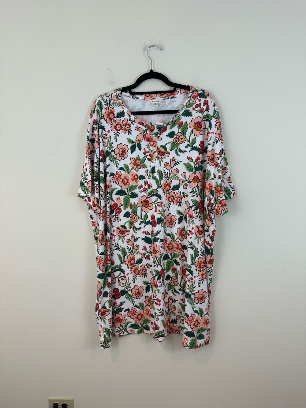 Vera Bradley White Floral V-Neck Short Sleeve Dress with Pink & Green Accents 2X